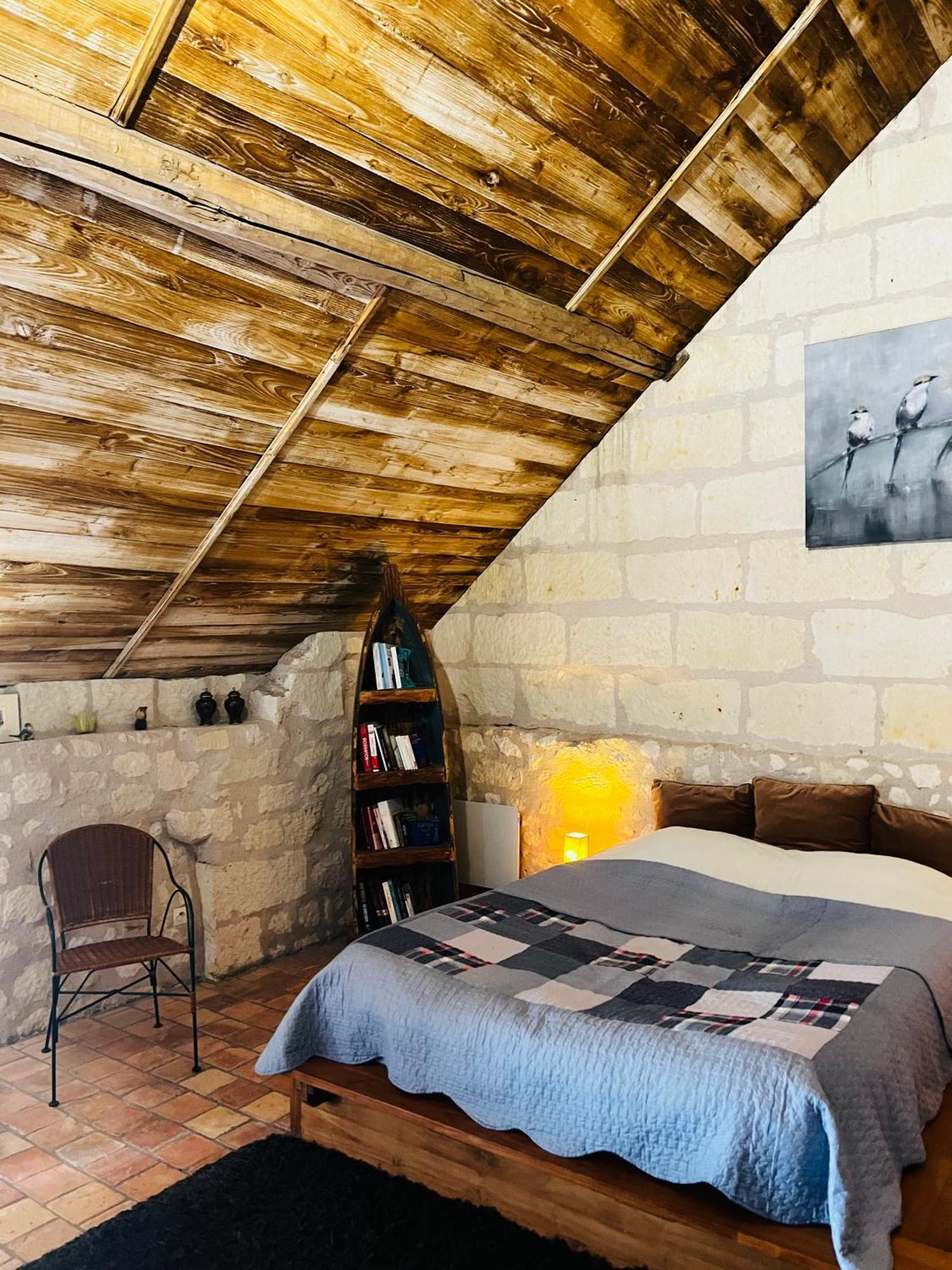 Chateau De La Thibaudiere - Chambre Du Tonneau Allonnes  Eksteriør bilde